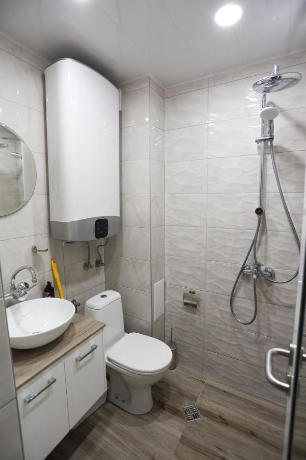 White Central Apartment Várna Kültér fotó