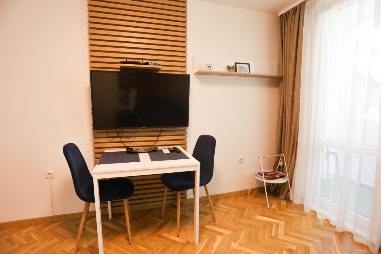 White Central Apartment Várna Kültér fotó