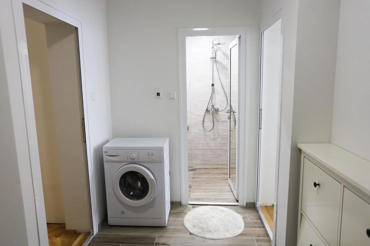 White Central Apartment Várna Kültér fotó